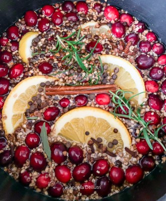 Yuletide Simmering Potpourri