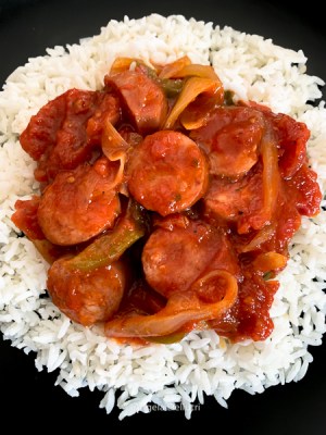 Smoked Sausage With Tomatoes, Onions and Green Peppers