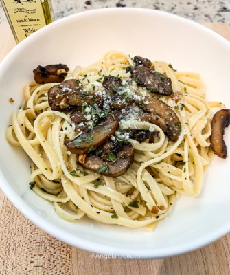 Truffle Pasta with Truffle Oil and Mushrooms