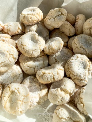 Amaretti Cookies